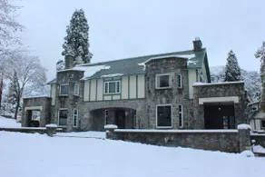 Historic Stone Oak Manor - Image 5