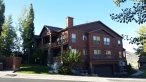 Great Rates! Deer Valley-Garage Parking & Shuttle - Image 3