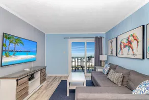 C3 - Oceanfront Condo - King Suite / Fast WiFi - Image 2