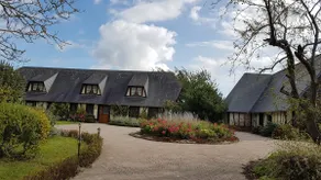 Normandy farmhouse with heated indoor pool - Image 2