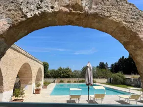 Exclusive villa with large pool (Salento) - Image 4