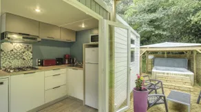 Atlantic Cottage with Hot Tub - Image 5