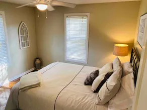 ENTIRE LITTLE ROCK AREA HOME HOSTED BY D&K - Image 4