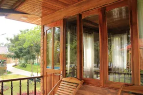 Cay Sao Beach Bungalow with Garden View - Image 3