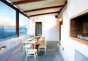 Traditional 4bd villa with view,rooftop pool,BBQ! - Image 4
