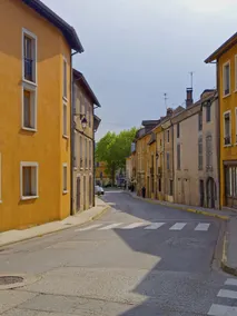 Ideally located apartment, near CNPE bugey - Image 4