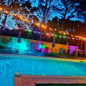 Cozy apartment, private jacuzzi and pool - Image 5