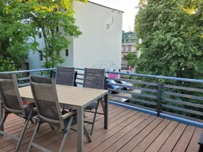 Loft with patio - Image 5