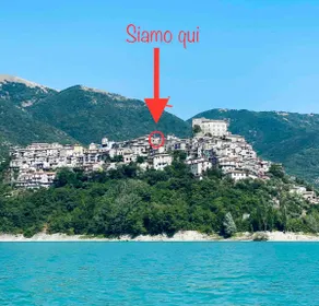 Fabulous suite in the village of Castel di Tora. - Image 3