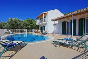 Beach Villa Oneiro - Image 5