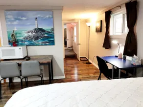 Guest House With Private Entrance; DT Noblesville - Image 2
