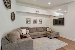 Bright 3 bedrooms, 2 bathrooms, with pool - Image 3