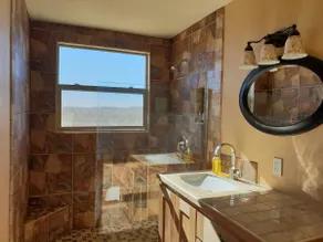 Charming Suite with views & breakfast - Image 5