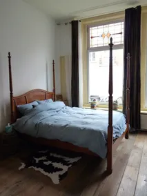 ”Slapers” lovely spacious ground floor apartment with garden - Image 3
