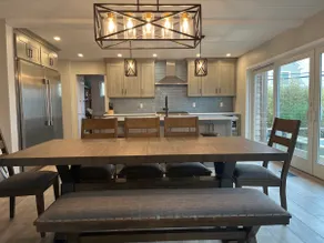 Large Renovated Beach House with Pool - Image 4