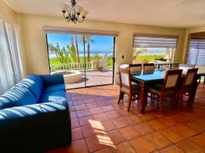 Beachfront Paradise - Image 4