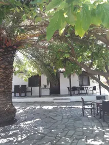 Kesi Holiday Home - Image 2