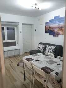 Spacious Apartment Madrid - Metro Barrio del Pilar - Image 5