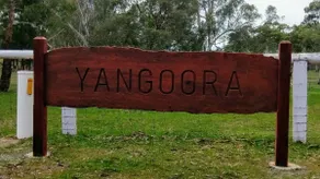 On the edge of Rocklands Reservoir, 4 bedroom home - Image 2