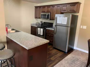 2 bedroom 2 bath apartment with golfcourse view 35 - Image 5