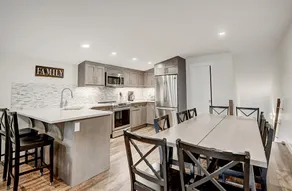 Canmore Townhouse! Amazing views, walk to Downtown - Image 3