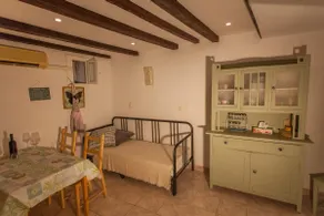 Cres, private room with terrace - Image 4