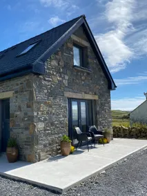 Doonagore lodge with Spectacular elevated Seaviews - Image 4