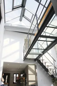 The contemporary loft planetarium in the heart of the center - Image 2