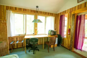 Restful Rustic Comfy Cabin. - Image 4