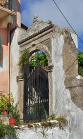 Traditional 2 floors house at Corfu,near the sea. - Image 4