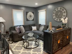 The Bungalow! (Newly Renovated) - Image 3