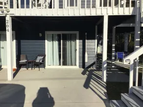 Lucky Enough Ground level apt/no cleaning fee - Image 5