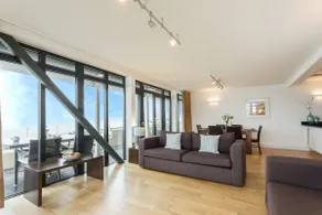 Penthouse 2 - Beachfront Spacious Apartment with Panoramic Sea Views - Image 3