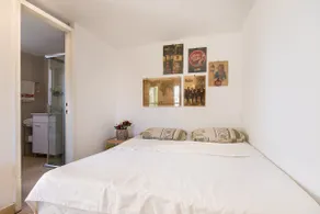 Designed Studio Apartment - Image 2