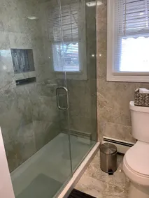 Guest Favorite ~ 2 Bedroom Apt. - 30mins to NYC! - Image 3
