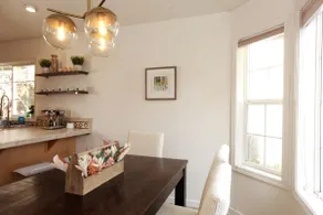 Dog/kids friendly Stylish Artist's Home/EV charger - Image 3