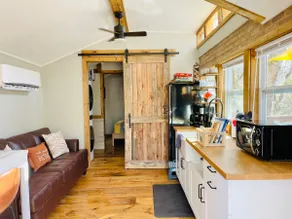 Misty Hollow Tiny Home Cottage - Image 4