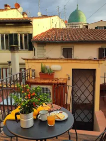 The rooftop terrace - Image 4