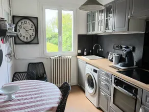 Cozy apartment, 24/7 concierge if needed - Image 2