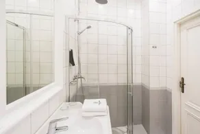 Lavanda Suite - Image 4