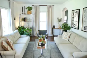 Walk to downtown Three Oaks Modern Victorian Home - Image 3