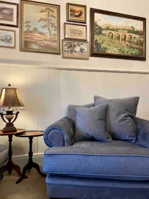 Charming Cottage: Town Centre Locale - Image 5