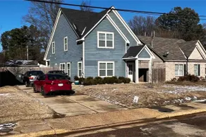 New home - 3 Bed, 2.5 Bath, Gym, Fenced Backyard - Image 3