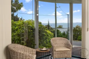 Saltaire Villa by the beach - Image 5