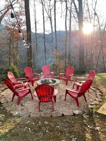 Cozy Mountain Cabin Perfect for Families and Pets - Image 2
