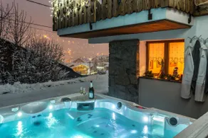 Chalet in Central Morzine, Haute-Savoie, French Alps - Image 2