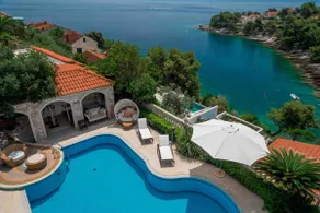 Luxury Villa Godi Star with private heated pool, staff - concierge service - Image 2