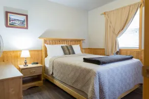 Middle Brook Cottage #5, Gros Morne Nat Park - Image 5