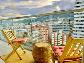 Beautiful apt-balcony in La Carolina 70 QLED TV - Image 3