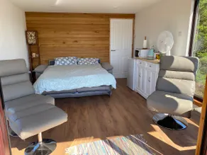 Enjoy pure tranquillity at Per Mare Per Terram - Image 3